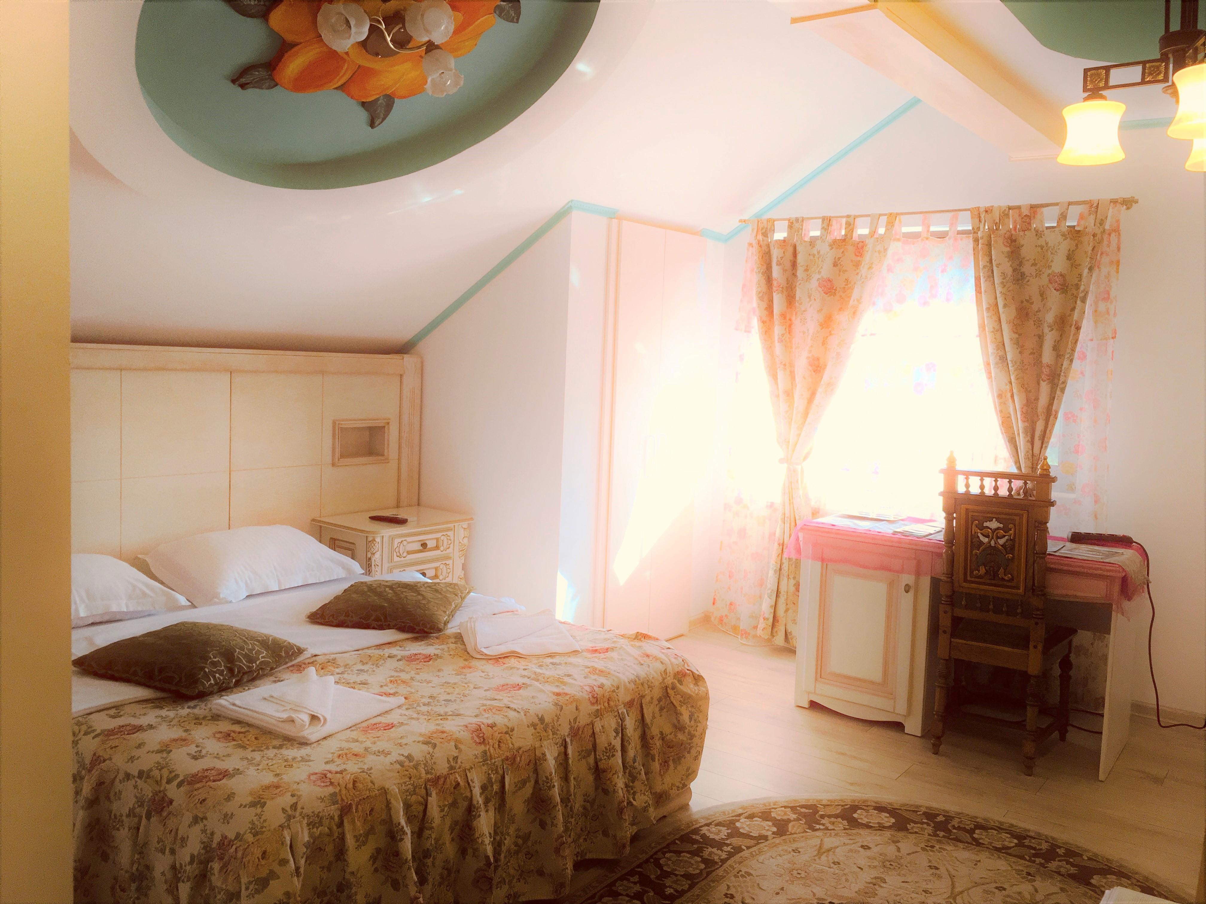 โรงแรมรีกานูลบูโควินี ซูชาวา ภายนอก รูปภาพ